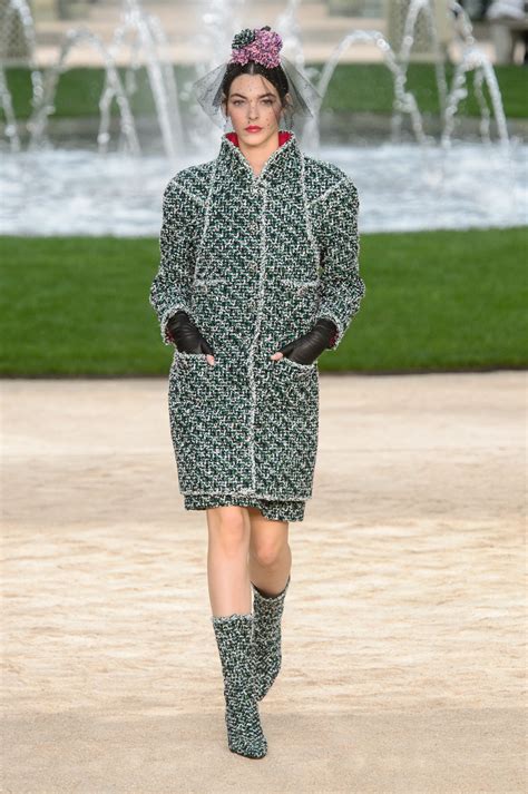 chanel défilé haute couture 2018|Chanel couture collection.